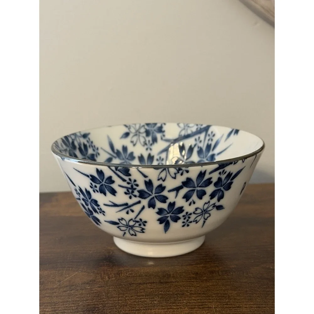 EDO Japan Blue White Floral Porcelain Rice Bowl Silver Tone Rim 5.25